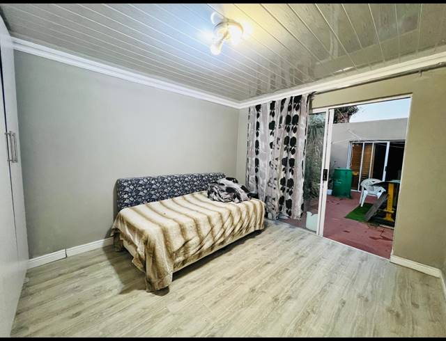 2 BEDROOM APARTMENT TO LET IN KENWYN